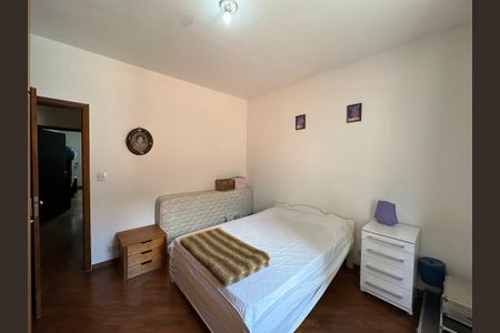 Casa à venda com 115m², 3 quartos e 1 vaga