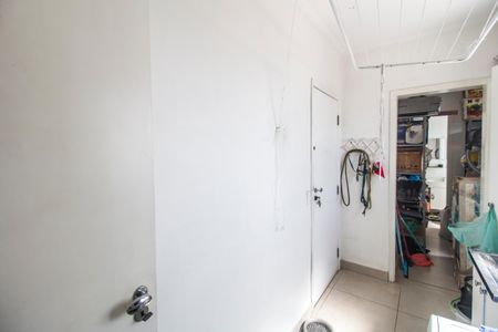 Apartamento à venda com 140m², 2 quartos e 2 vagasÁrea de Serviço