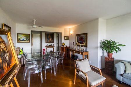 Apartamento à venda com 140m², 2 quartos e 2 vagasSala 