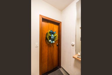 Apartamento à venda com 140m², 2 quartos e 2 vagasEntrada