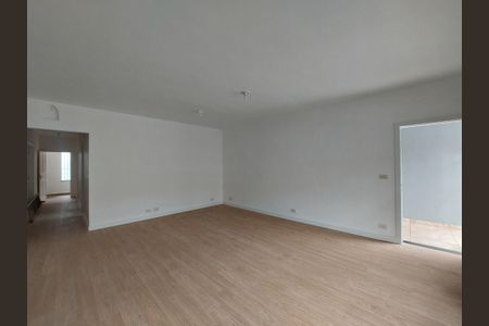 Casa para alugar com 347m², 3 quartos e 3 vagasSala