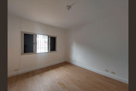 Casa para alugar com 347m², 3 quartos e 3 vagasSuíte 1