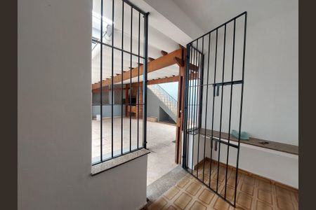 Casa para alugar com 347m², 3 quartos e 3 vagasOutros