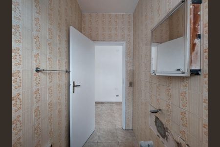 Casa para alugar com 347m², 3 quartos e 3 vagasBanheiro da Edícula