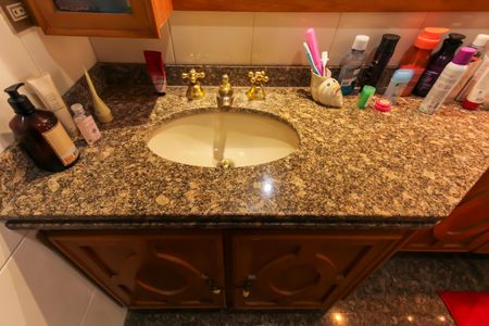 Apartamento à venda com 120m², 3 quartos e 2 vagasBanheiro da Suíte 1