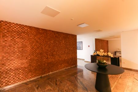 Apartamento à venda com 120m², 3 quartos e 2 vagasHall