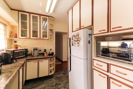Apartamento à venda com 120m², 3 quartos e 2 vagasCozinha