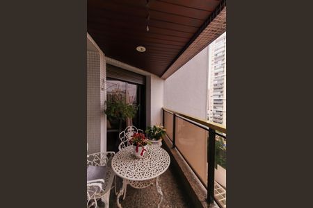 Varanda de apartamento à venda com 3 quartos, 120m² em Tatuapé, São Paulo