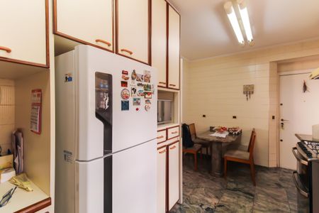 Apartamento à venda com 120m², 3 quartos e 2 vagasCozinha