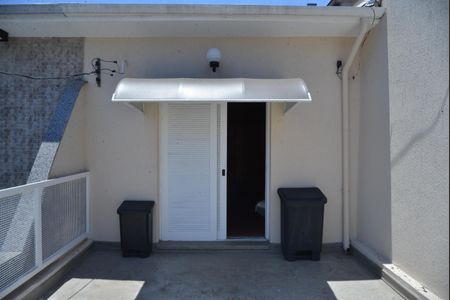 Casa à venda com 106m², 3 quartos e 1 vagaSacada