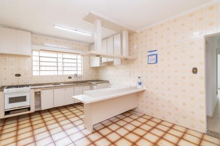 Casa para alugar com 120m², 4 quartos e 2 vagasCozinha