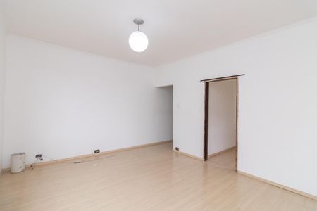 Casa para alugar com 120m², 4 quartos e 2 vagasSala