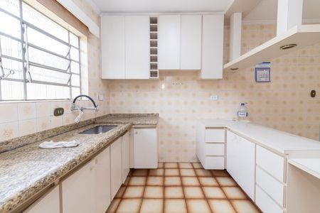 Casa para alugar com 120m², 4 quartos e 2 vagasCozinha