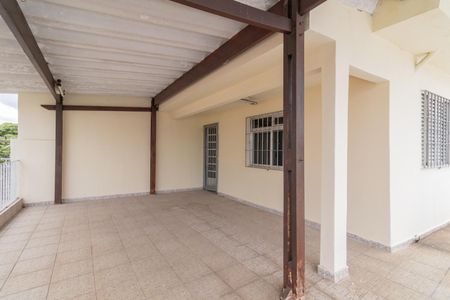Casa para alugar com 120m², 4 quartos e 2 vagasVaranda do Quarto 2