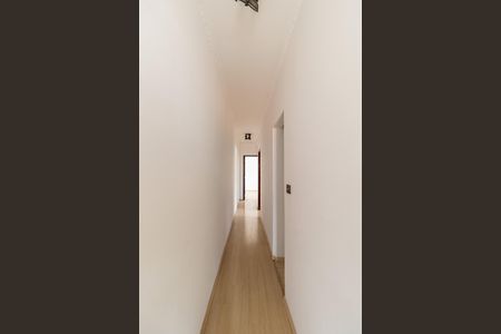 Casa para alugar com 42m², 4 quartos e sem vagaCorredor
