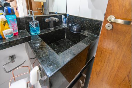 Apartamento à venda com 100m², 2 quartos e 2 vagasBanheiro