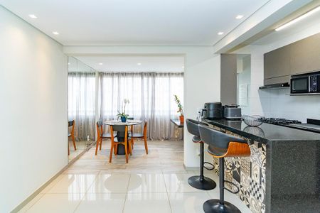 Apartamento à venda com 71m², 2 quartos e 2 vagasSala