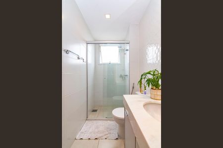 Apartamento à venda com 71m², 2 quartos e 2 vagasBanheiro Social