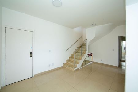 Apartamento para alugar com 136m², 2 quartos e 2 vagasSALA