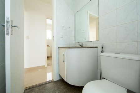 Apartamento para alugar com 136m², 2 quartos e 2 vagasBANHEIRO1