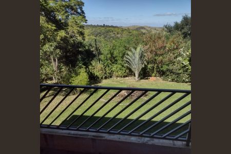 Casa à venda com 249m², 2 quartos e 4 vagasVaranda