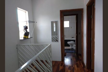 Corredor de casa à venda com 2 quartos, 249m² em Parque Luciamar, Campinas