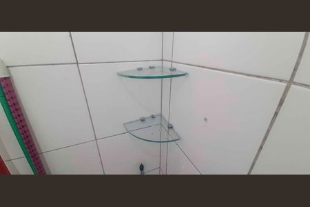 Apartamento à venda com 46m², 2 quartos e 1 vaga Apartamento à venda com 46m², 2 quartos e 1 vagaBanheiro