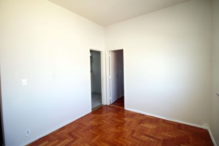 Sala de apartamento para alugar com 2 quartos, 36m² em Vicente de Carvalho, Rio de Janeiro