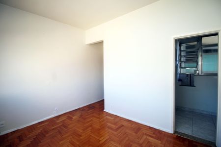Sala de apartamento para alugar com 2 quartos, 36m² em Vicente de Carvalho, Rio de Janeiro