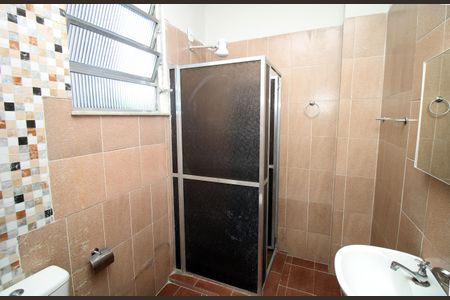 Banheiro de apartamento para alugar com 2 quartos, 36m² em Vicente de Carvalho, Rio de Janeiro