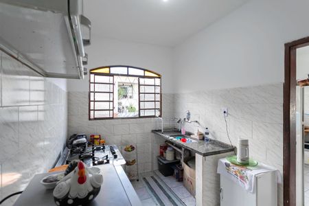 Casa à venda com 360m², 3 quartos e 4 vagasCasa 2 - Cozinha