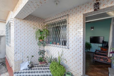 Casa à venda com 360m², 3 quartos e 4 vagasCasa 1 - Varanda 