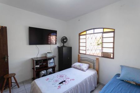 Casa à venda com 360m², 3 quartos e 4 vagasCasa 2 - Quarto 2