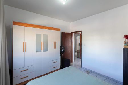 Casa à venda com 360m², 3 quartos e 4 vagasCasa 2 - Quarto 1