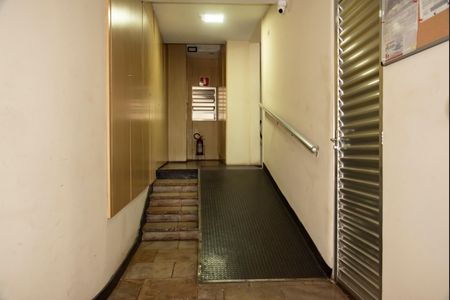 Apartamento para alugar com 60m², 2 quartos e sem vagaHall de entrada (Rampa de acesso)