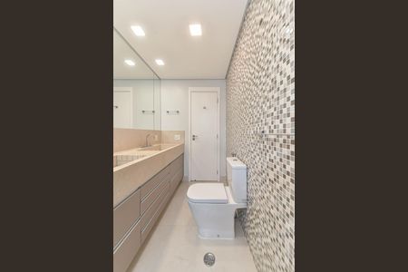 Apartamento à venda com 185m², 3 quartos e 3 vagas Apartamento à venda com 185m², 3 quartos e 3 vagasBanheiro da Suíte 3