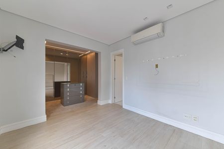 Apartamento à venda com 185m², 3 quartos e 3 vagas Apartamento à venda com 185m², 3 quartos e 3 vagasSuíte 1