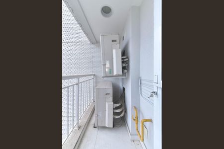 Apartamento à venda com 185m², 3 quartos e 3 vagas Apartamento à venda com 185m², 3 quartos e 3 vagasLavanderia - Area tecnica