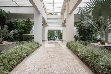 Apartamento à venda com 185m², 3 quartos e 3 vagas Apartamento à venda com 185m², 3 quartos e 3 vagasÁrea Comum