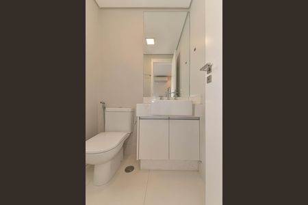 Apartamento à venda com 185m², 3 quartos e 3 vagas Apartamento à venda com 185m², 3 quartos e 3 vagasBanheiro da Suíte 2
