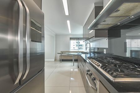 Apartamento à venda com 185m², 3 quartos e 3 vagas Apartamento à venda com 185m², 3 quartos e 3 vagasCozinha