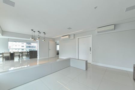 Sala de apartamento para alugar com 3 quartos, 185m² em Campo Belo, São Paulo