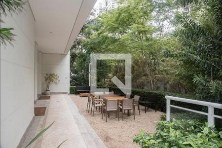 Apartamento à venda com 185m², 3 quartos e 3 vagas Apartamento à venda com 185m², 3 quartos e 3 vagasÁrea Comum