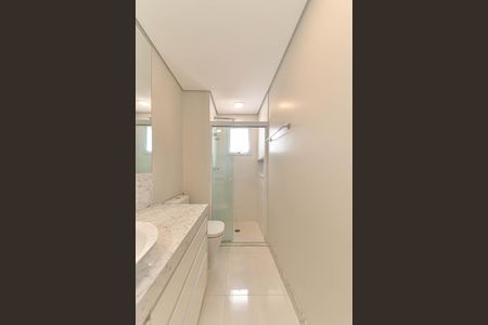 Apartamento à venda com 185m², 3 quartos e 3 vagas Apartamento à venda com 185m², 3 quartos e 3 vagasBanheiro da Suíte 1