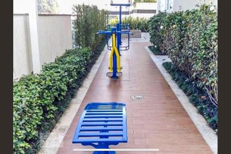 Apartamento à venda com 185m², 3 quartos e 3 vagas Apartamento à venda com 185m², 3 quartos e 3 vagasÁrea Comum