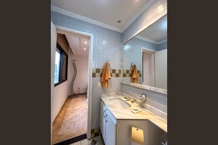 Apartamento para alugar com 230m², 4 quartos e 2 vagasBanheiro da Suíte