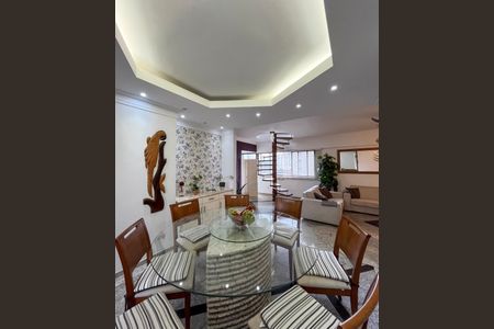 Apartamento para alugar com 230m², 4 quartos e 2 vagasSala de Jantar