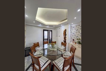 Apartamento para alugar com 230m², 4 quartos e 2 vagasSala de Jantar