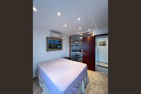 Apartamento para alugar com 230m², 4 quartos e 2 vagasSuite