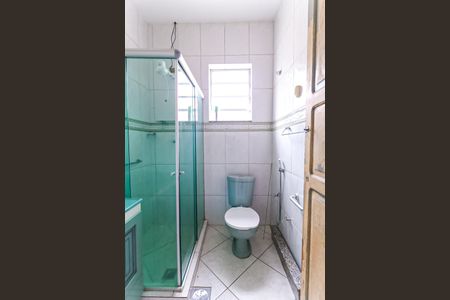 Casa à venda com 101m², 2 quartos e 1 vagaBanheiro